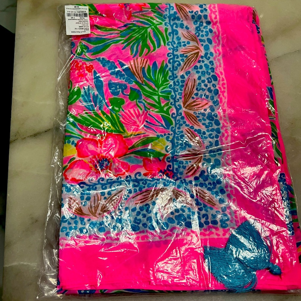 Lilly Pulitzer Vibrant Floral Sarong.